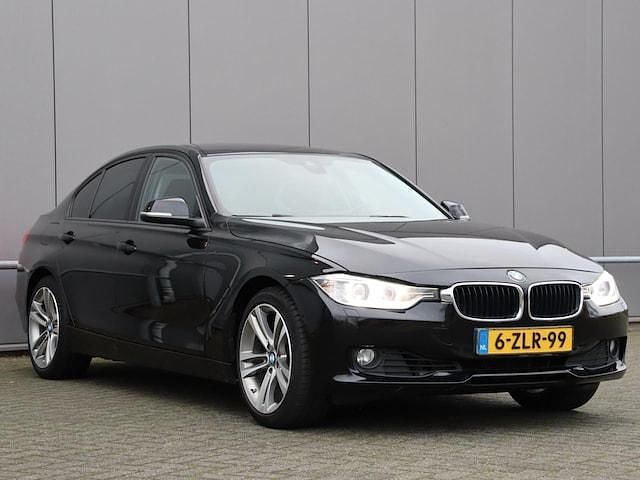 Occasion BMW 320 184 PK (135 kW) 2013 Zwart Sedan
