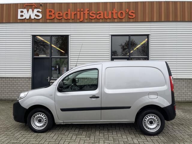 Zilver Gebruikt 2016 Renault Kangoo Komfort MPV | € 7.950 (Duur) - Afbeelding 1/4