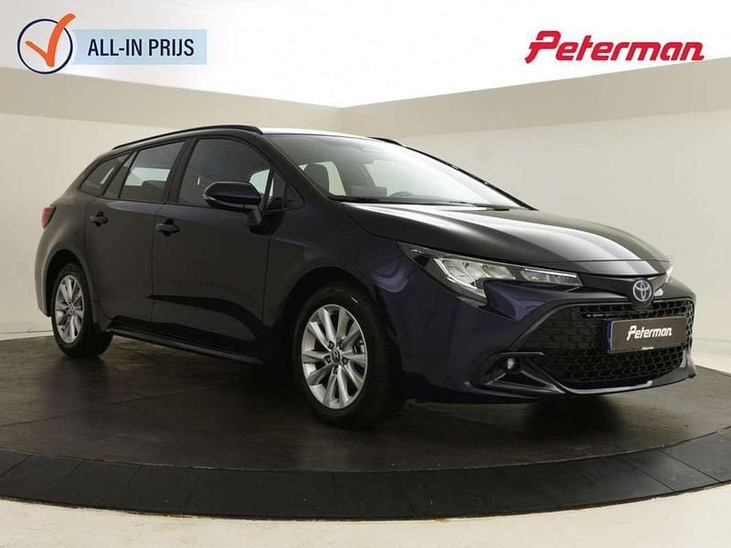 Blauw Occasion 2023 Toyota Corolla Business Edition Stationwagen | € 25.399 (Eerlijke prijs) - Afbeelding 1/4