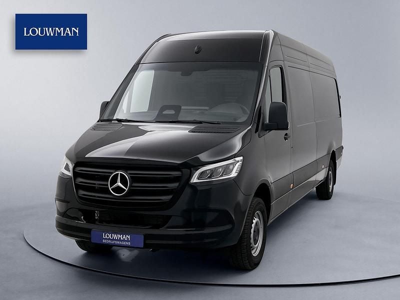 Zwart Occasion 2024 Mercedes Sprinter Van | € 52.745 (Super prijs) - Afbeelding 1/3