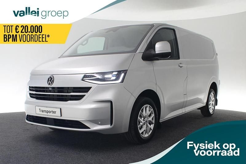Grijs Gebruikt 2024 VW Transporter Van | € 43.997 (Goede deal) - Afbeelding 1/4