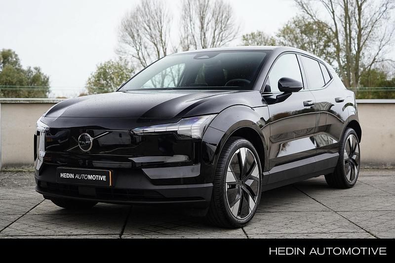 Zwart Nieuw 2025 Volvo EX30 Plus SUV | € 40.076 - Afbeelding 1/4