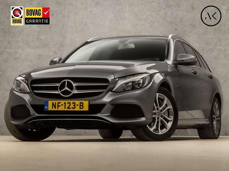 Grijs Occasion 2016 Mercedes C350e AMG Stationwagen | € 16.945 (Eerlijke prijs) - Afbeelding 1/4
