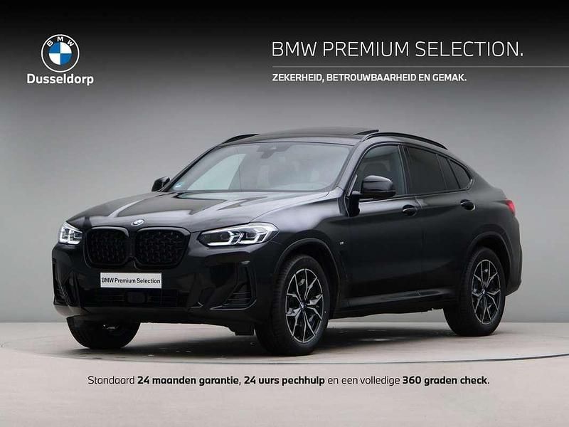 Saphirschwarz metallic (zwart metallic) Gebruikt 2024 BMW X4 Comfort Edition SUV | € 68.950 (Eerlijke prijs) - Afbeelding 1/4