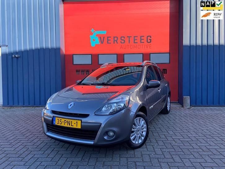 Gebruikt 2011 Renault Clio II Collection Stationwagen | € 4.450 (Duur) - Afbeelding 1/4