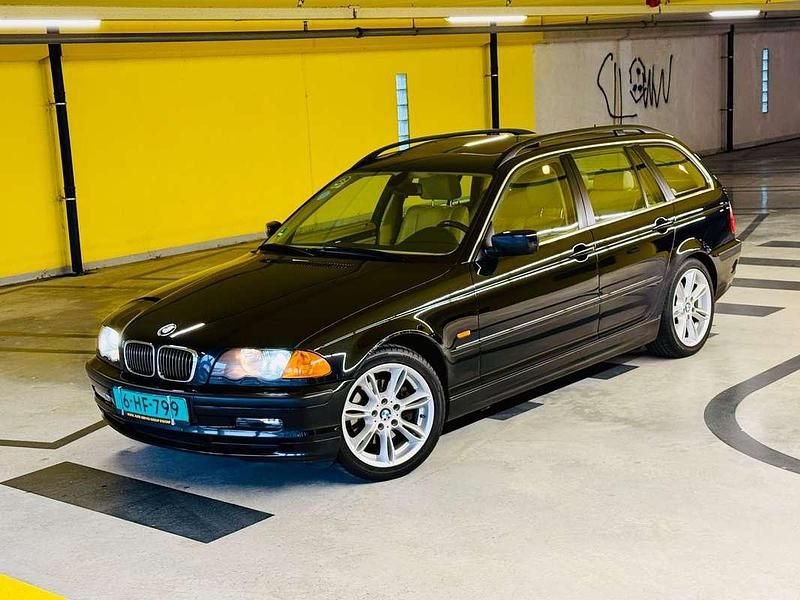 Zwart Gebruikt 1999 BMW 328 Executive Stationwagen | € 4.950 (Super prijs) - Afbeelding 1/4