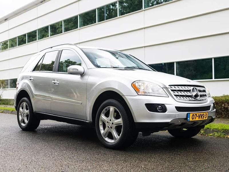 Occasion Mercedes ML500 306 PK (225 kW) 2006 , metallic lak SUV