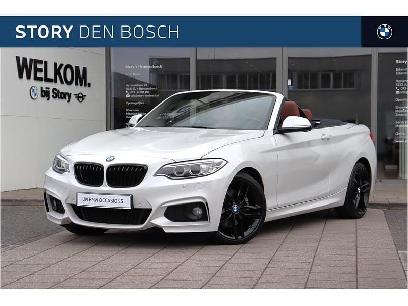 Wit Gebruikt 2017 BMW 220 Comfort Edition Cabriolet | € 25.950 (Eerlijke prijs) - Afbeelding 1/4