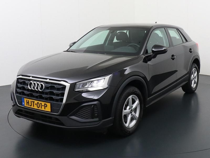 Zwart Gebruikt 2022 Audi Q2 Design SUV | € 26.995 (Eerlijke prijs) - Afbeelding 1/4