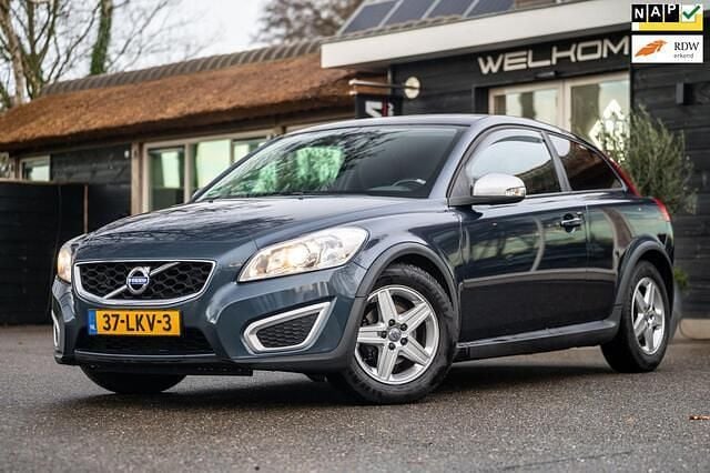 Blauw Gebruikt 2010 Volvo C30 Kinetic Hatchback | € 6.950 (Eerlijke prijs) - Afbeelding 1/4