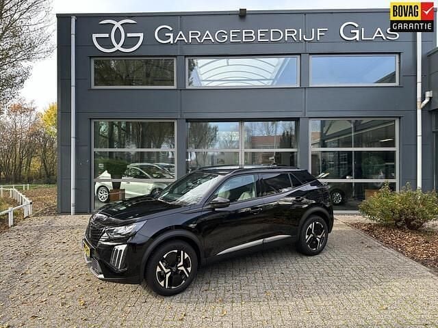 Zwart Gebruikt 2024 Peugeot 2008 Allure SUV | € 24.950 (Eerlijke prijs) - Afbeelding 1/4