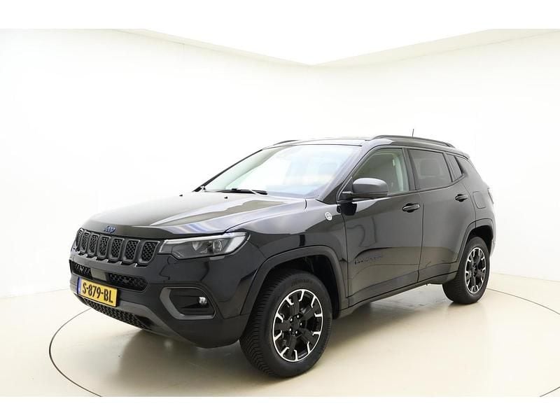 Zwart Gebruikt 2021 Jeep Compass Trailhawk SUV | € 26.945 (Duur) - Afbeelding 1/1