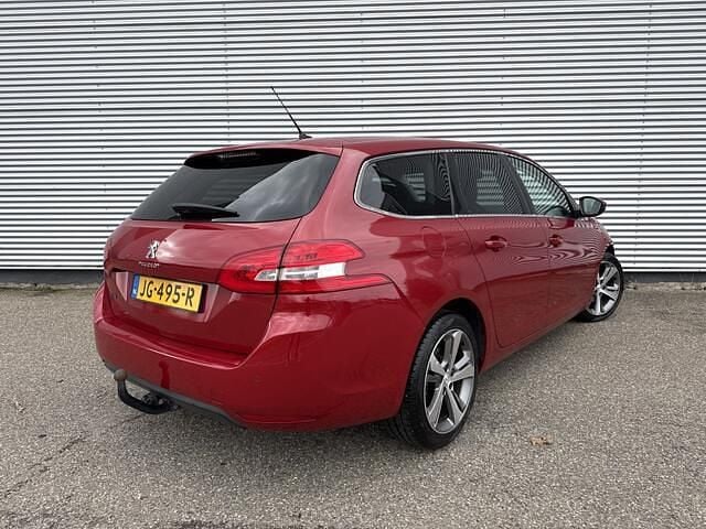 Occasion Peugeot 308 Allure 131 PK (96 kW) 2015 Rood Hatchback