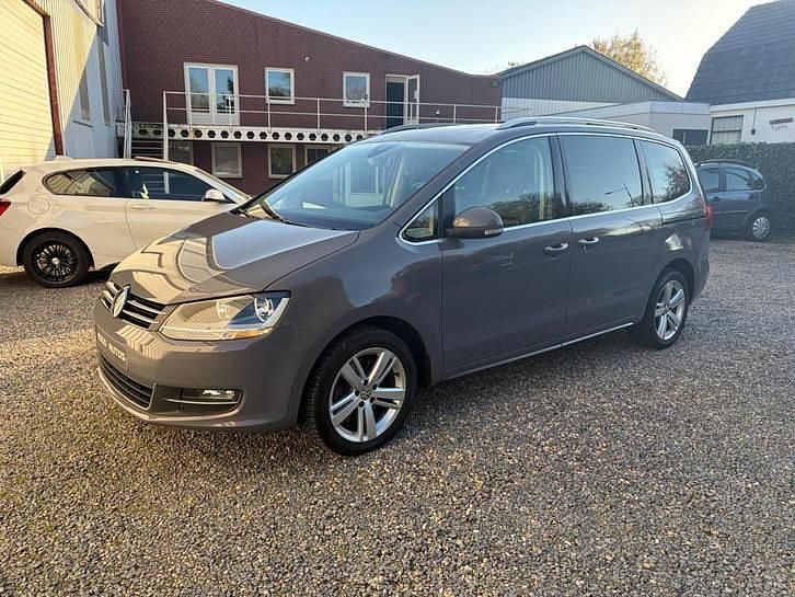 Gebruikt 2019 VW Sharan Exclusive MPV | € 21.900 (Super prijs) - Afbeelding 1/4