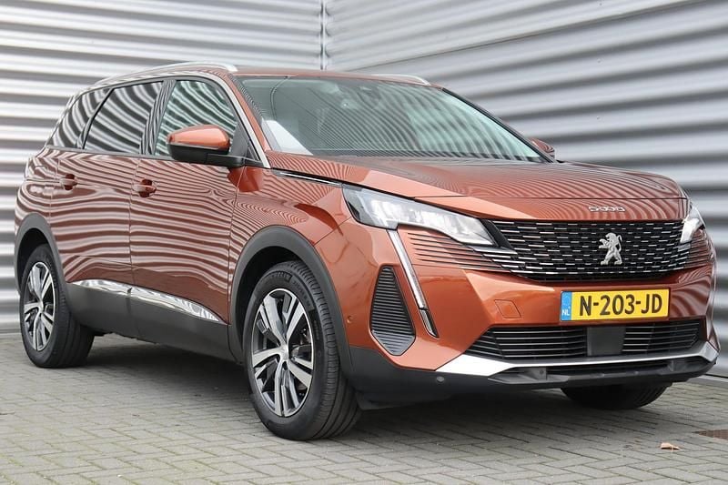Occasion Peugeot 5008 Allure 131 PK (96 kW) 2021 Bruin SUV
