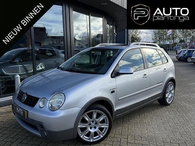 Grijs Gebruikt 2005 VW Polo Sport Hatchback | € 1.795 (Goede deal) - Afbeelding 1/4