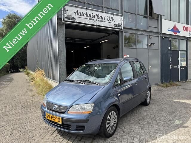 Blauw Gebruikt 2005 Fiat Idea Dynamic MPV | € 1.799 (Eerlijke prijs) - Afbeelding 1/4