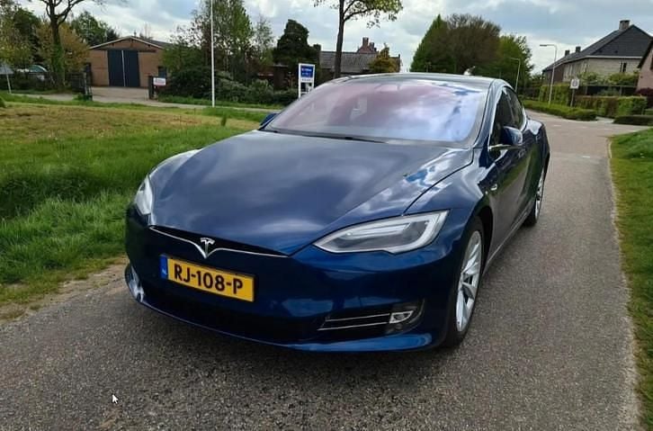 Occasion 2017 Tesla Model S Hatchback | € 19.750 (Eerlijke prijs) - Afbeelding 1/4