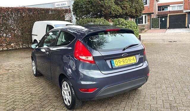 Occasion Ford Fiesta Limited 60 PK (44 kW) 2011 Grijs (metallic) Hatchback