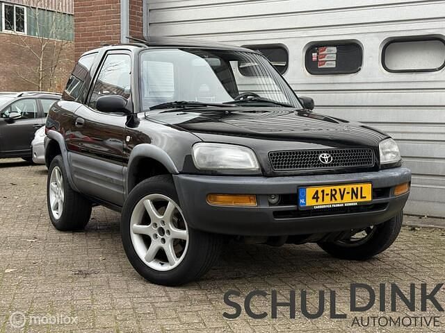 Zwart Occasion 1995 Toyota RAV4 SR SUV | € 5.999 - Afbeelding 1/4