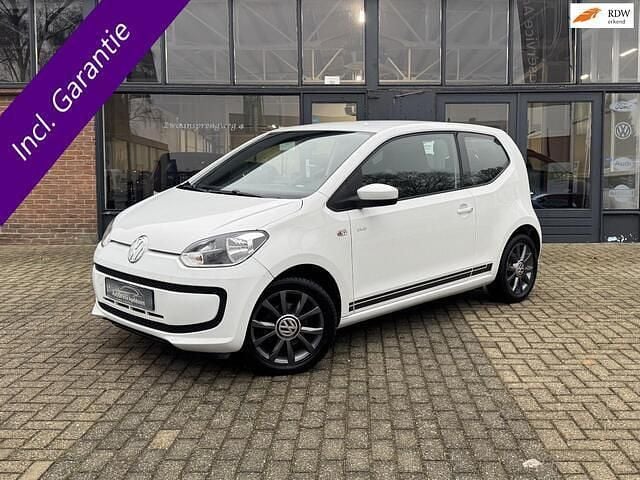 Wit Gebruikt 2015 VW up! CLUB Hatchback | € 7.950 (Eerlijke prijs) - Afbeelding 1/4