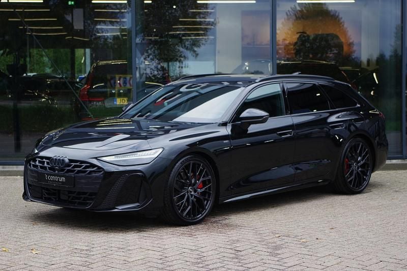 Zwart Nieuw 2025 Audi A6 Competition Stationwagen | € 99.750 - Afbeelding 1/4