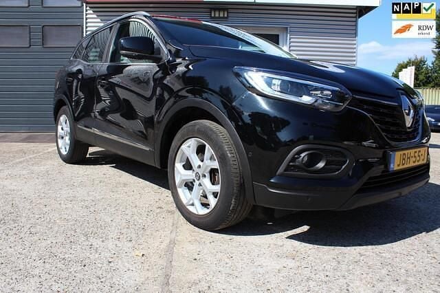 Zwart Gebruikt 2019 Renault Kadjar Zen SUV | € 15.500 (Eerlijke prijs) - Afbeelding 1/4