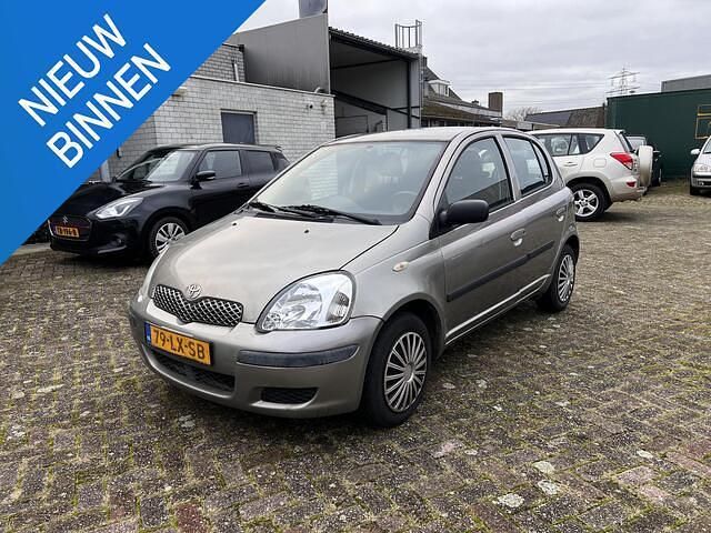 Grijs Occasion 2003 Toyota Yaris Terra Hatchback | € 950 (Super prijs) - Afbeelding 1/4