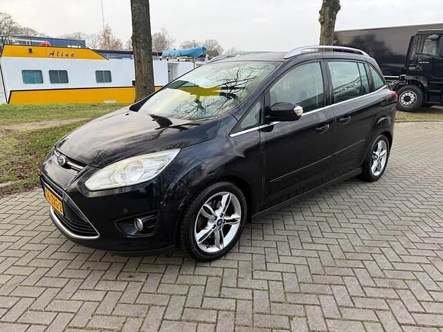 Zwart Gebruikt 2013 Ford Grand C-Max Titanium MPV | € 4.500 (Iets duurder) - Afbeelding 1/4