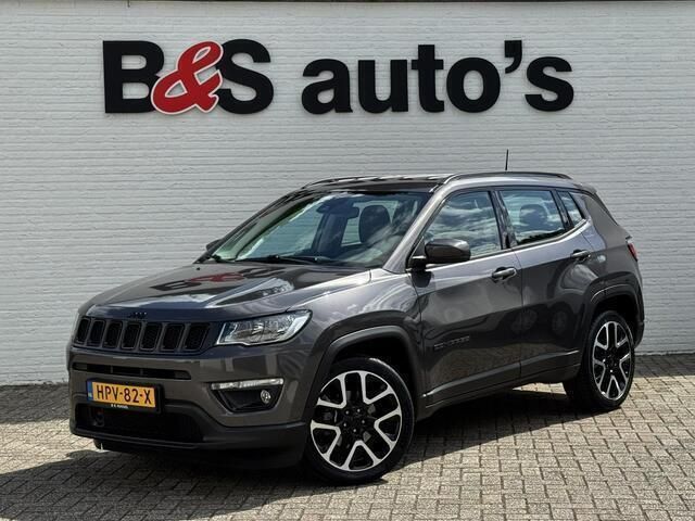 Grijs, metallic lak Gebruikt 2021 Jeep Compass Limited SUV | € 22.400 (Super prijs) - Afbeelding 1/4