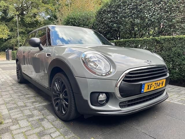 Occasion Mini One Clubman Business 102 PK (75 kW) 2019 Grijs (metallic) Stationwagen