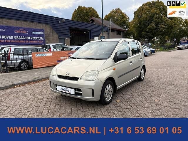 Beige Gebruikt 2003 Daihatsu Cuore Hatchback | € 995 (Goede deal) - Afbeelding 1/3