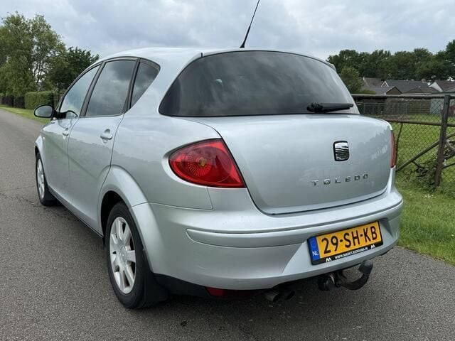 Occasion Seat Toledo Stylance 150 PK (110 kW) 2006 Grijs Sedan
