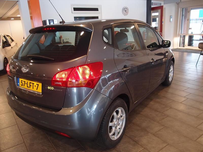Occasion Kia Venga Comfort 2010 Grijs Hatchback
