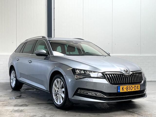Occasion Skoda Superb Business Line 150 PK (110 kW) 2020 Grijs Stationwagen