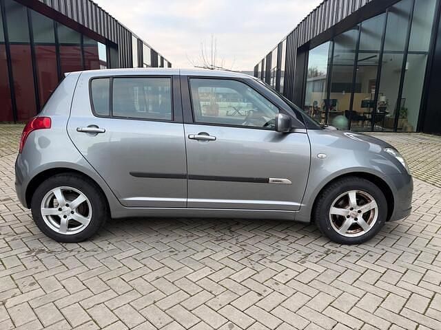 Occasion Suzuki Swift Cool 93 PK (68 kW) 2010 Grijs Hatchback