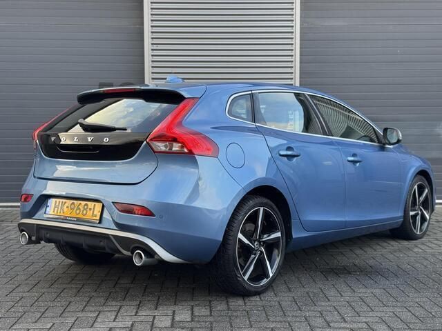 Occasion Volvo V40 Business Edition 120 PK (88 kW) 2015 Blauw Stationwagen