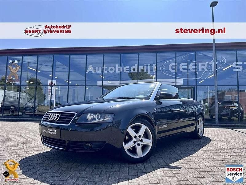 Zwart Gebruikt 2003 Audi A4 Cabriolet Cabriolet | € 6.950 (Eerlijke prijs) - Afbeelding 1/4