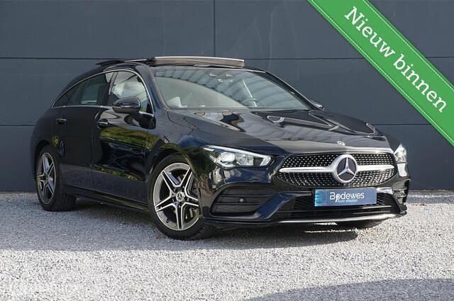 Zwart Gebruikt 2020 Mercedes CLA200 Shooting Brake AMG Stationwagen | € 26.990 (Eerlijke prijs) - Afbeelding 1/4