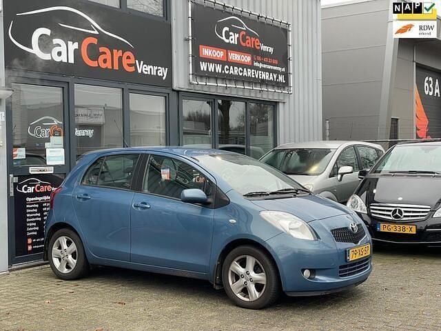 Blauw Occasion 2007 Toyota Yaris Luna Hatchback | € 5.950 (Eerlijke prijs) - Afbeelding 1/4