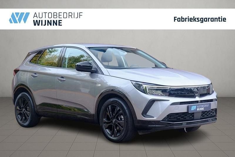 Grijs Gebruikt 2024 Opel Grandland X SUV | € 26.440 (Goede deal) - Afbeelding 1/4