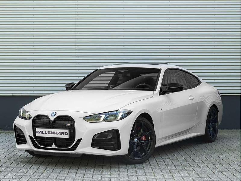 Wit Gebruikt 2024 BMW M440 M Sport Sedan | € 84.875 (Duur) - Afbeelding 1/4