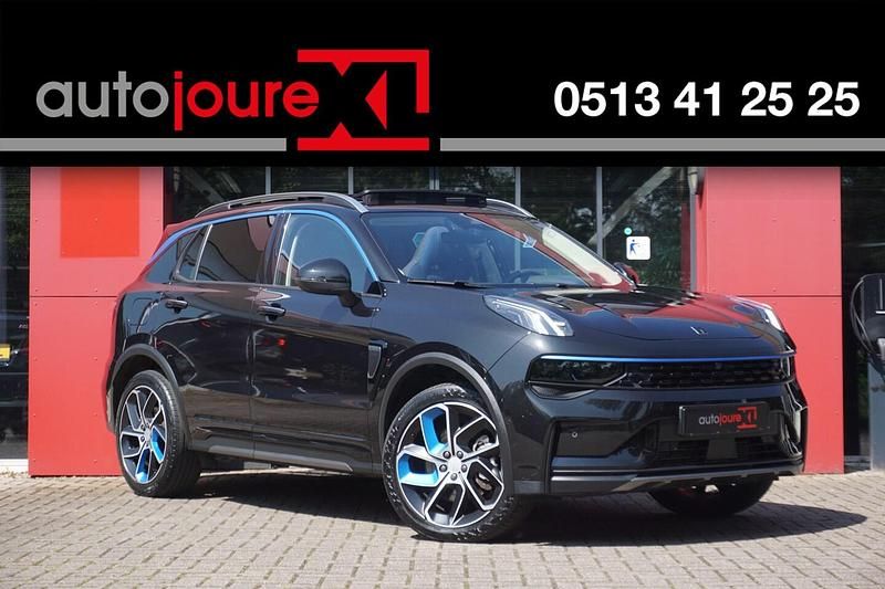 Zwart Gebruikt 2023 Lynk & Co 01 SUV | € 26.399 (Eerlijke prijs) - Afbeelding 1/4