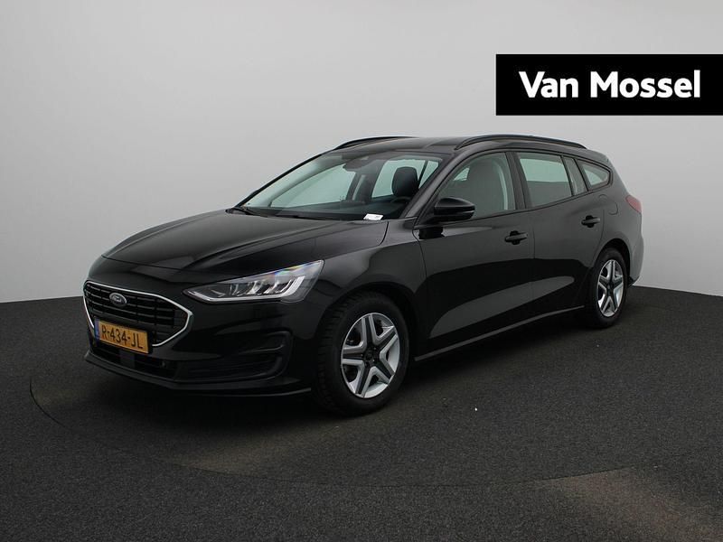 Zwart Gebruikt 2022 Ford Focus Stationwagen | € 18.945 (Eerlijke prijs) - Afbeelding 1/3