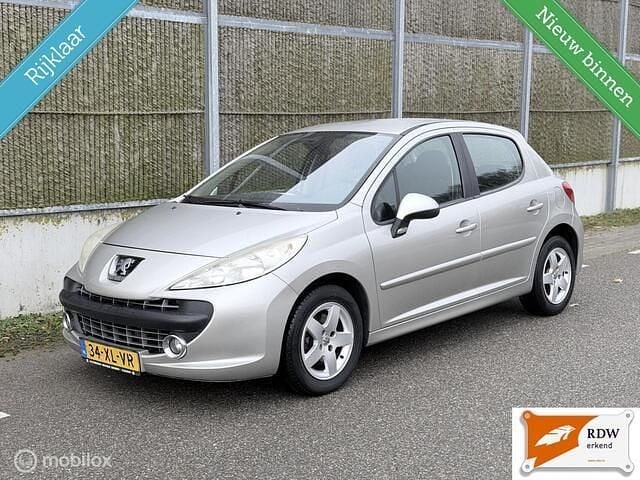 Grijs Occasion 2007 Peugeot 207 Hatchback | € 2.999 (Eerlijke prijs) - Afbeelding 1/4