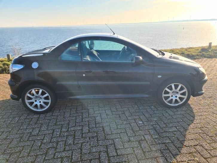 Occasion Peugeot 206 CC 136 PK (100 kW) 2004 Cabriolet
