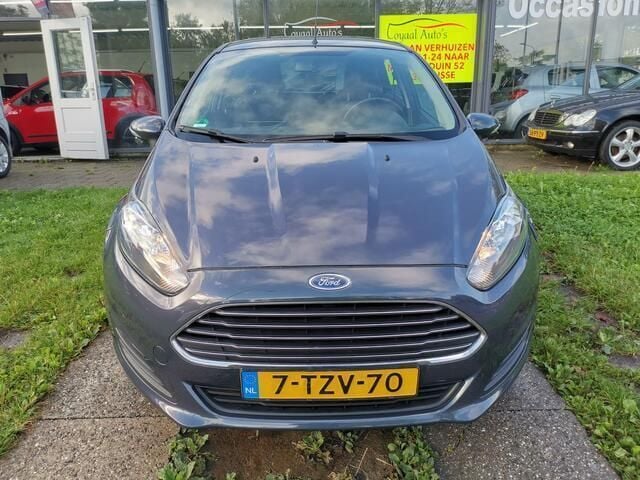 Occasion Ford Fiesta Style 65 PK (47 kW) 2014 Grijs Hatchback