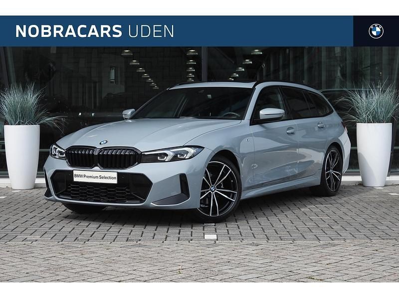 Brooklyn grau Gebruikt 2024 BMW 318 Executive Stationwagen | € 49.450 - Afbeelding 1/4