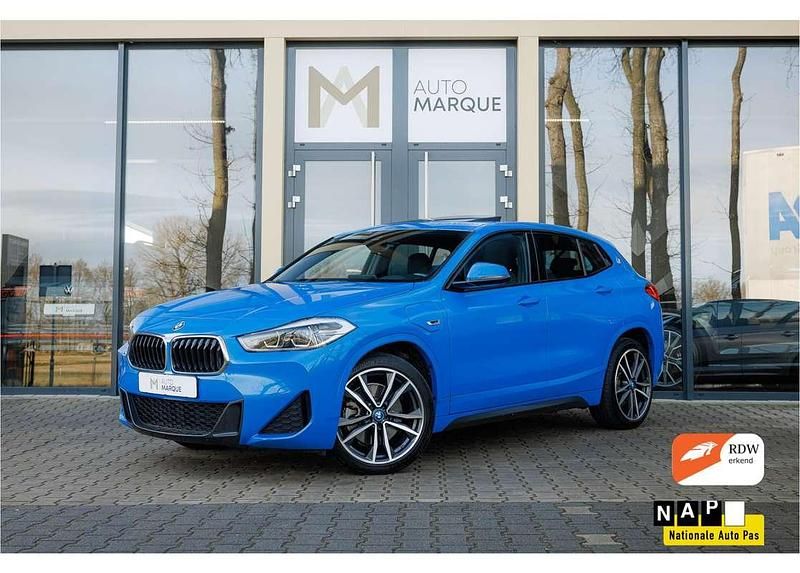 Blauw (metallic) Occasion 2022 BMW X2 Executive SUV | € 30.900 (Eerlijke prijs) - Afbeelding 1/4