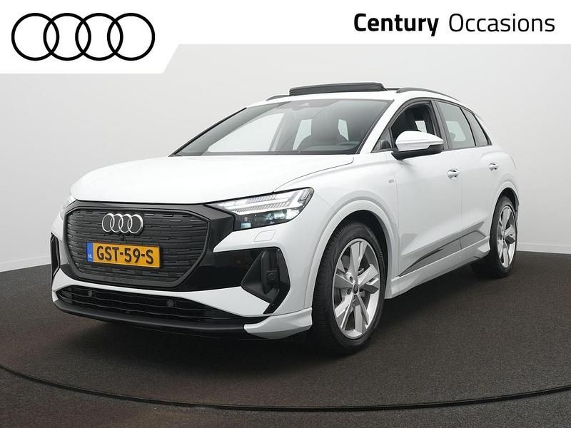 Wit Gebruikt 2024 Audi Q4 e-tron S-Line SUV | € 44.900 (Eerlijke prijs) - Afbeelding 1/4